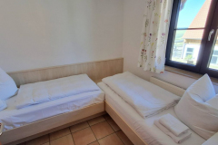 Schlafzimmer-2-Einzelbetten
